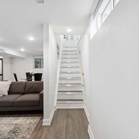 Modern 3Br Suites Ottawa Luaran gambar