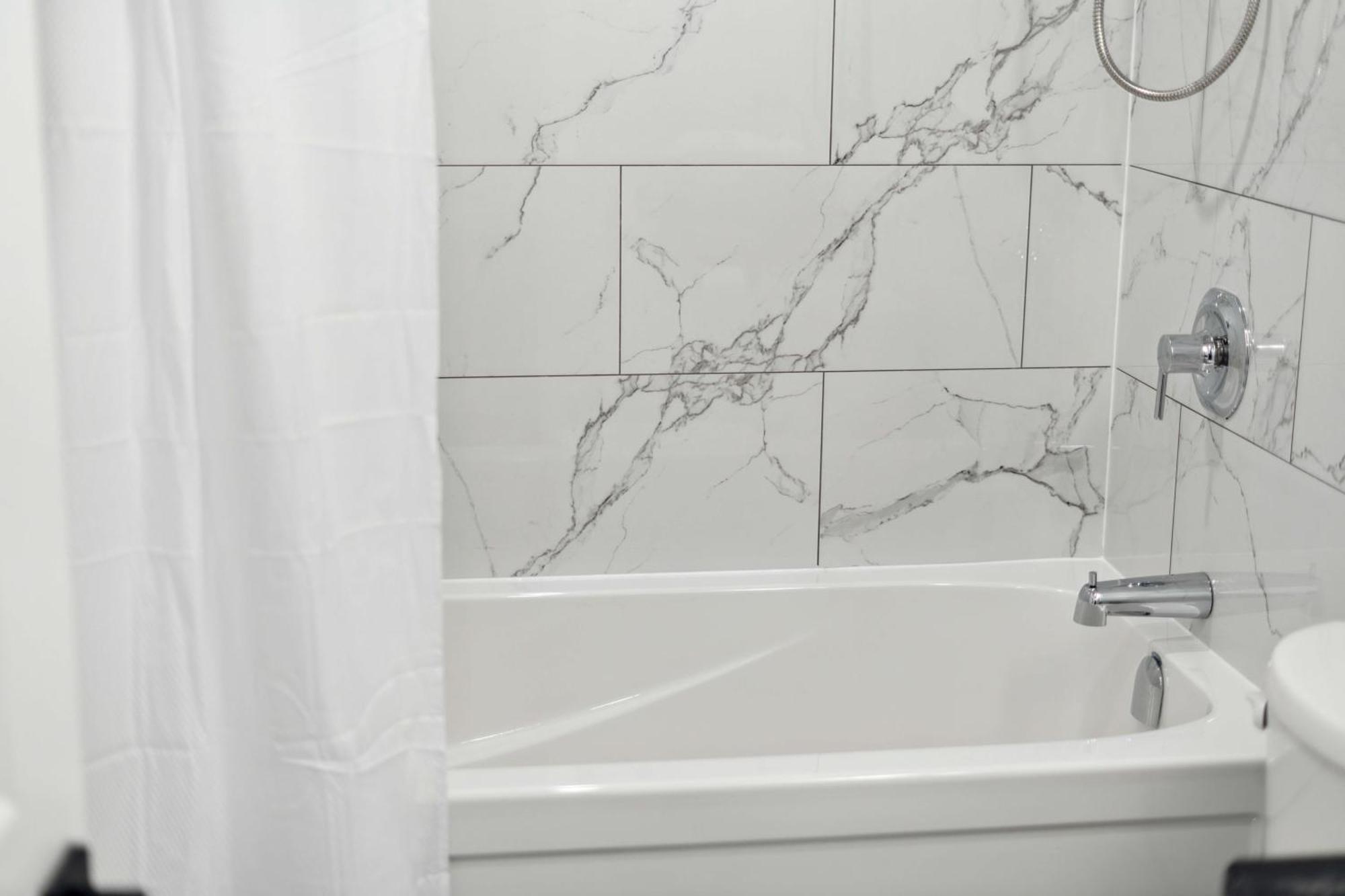 Modern 3Br Suites Ottawa Luaran gambar